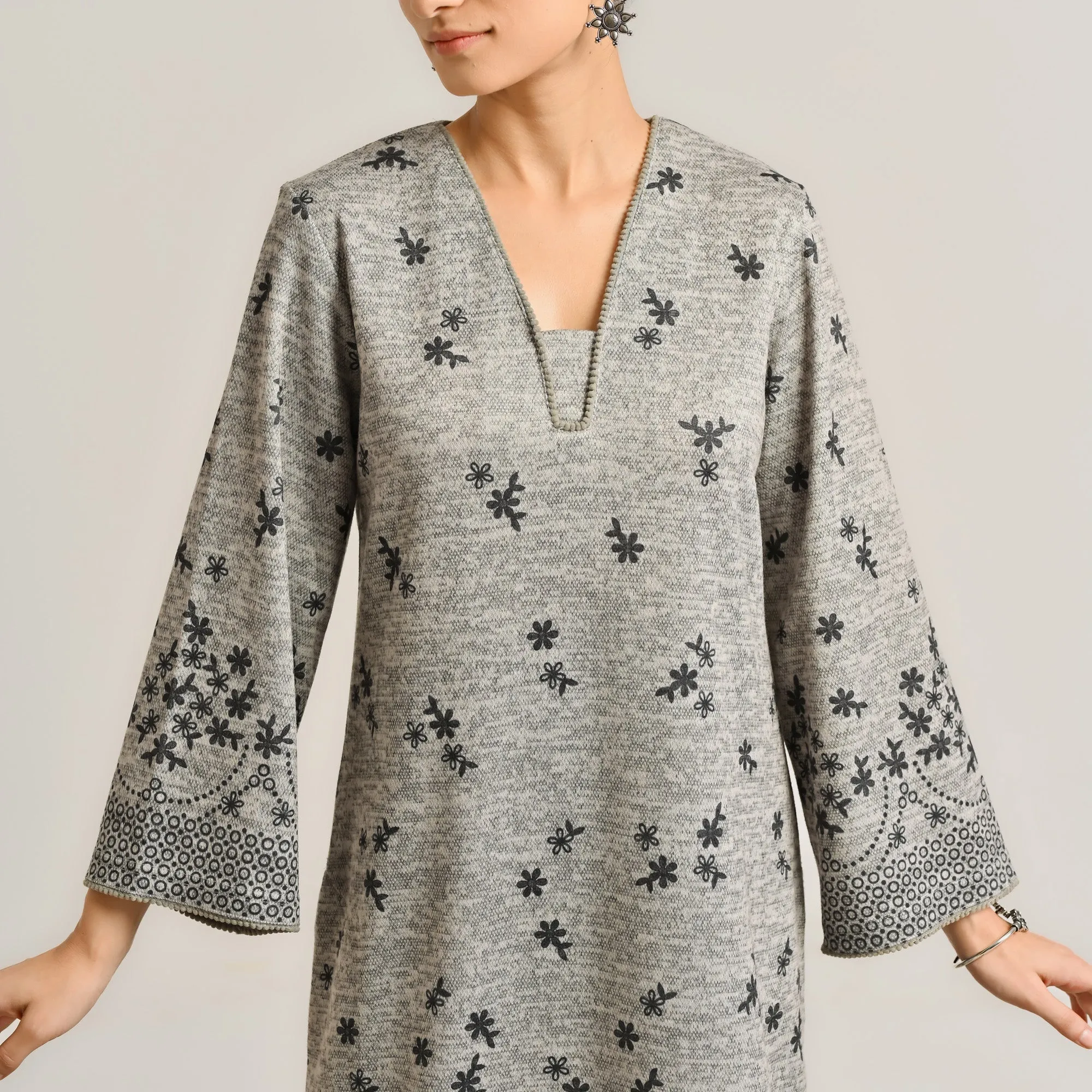 Grey Contemporary Woollen Kurta Set with Lace Detail