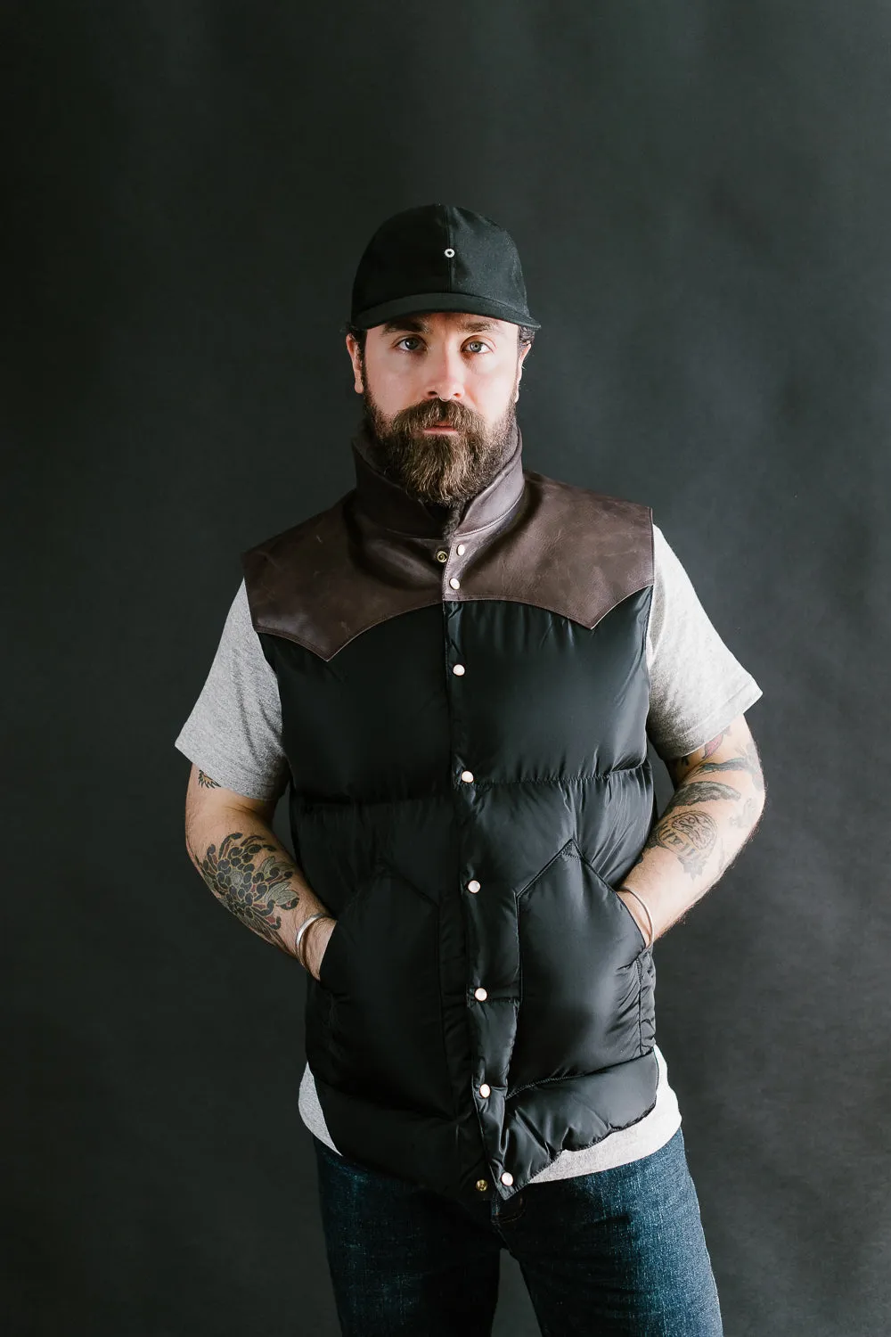 Lot 2198 - Rocky Mountain x Warehouse Nylon Christy Vest - Black