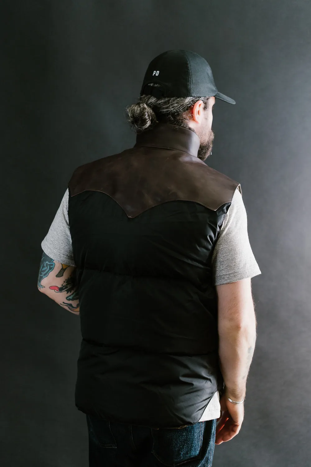 Lot 2198 - Rocky Mountain x Warehouse Nylon Christy Vest - Black