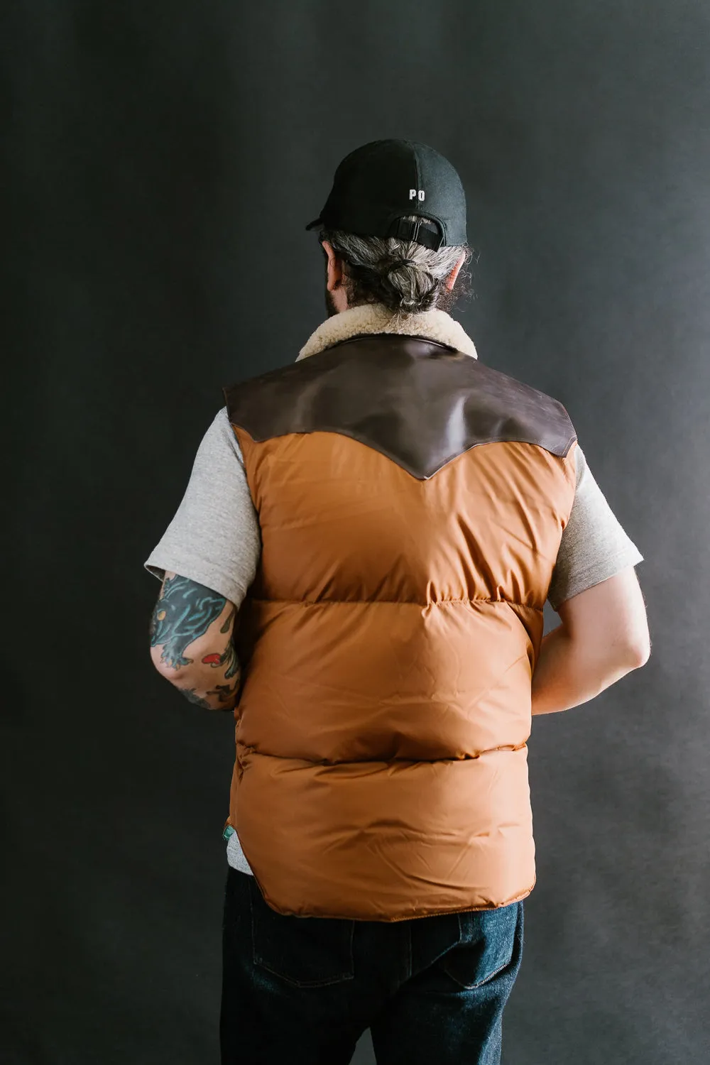 Lot 2198 - Rocky Mountain x Warehouse Nylon Christy Vest - Brown