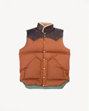 Lot 2198 - Rocky Mountain x Warehouse Nylon Christy Vest - Brown