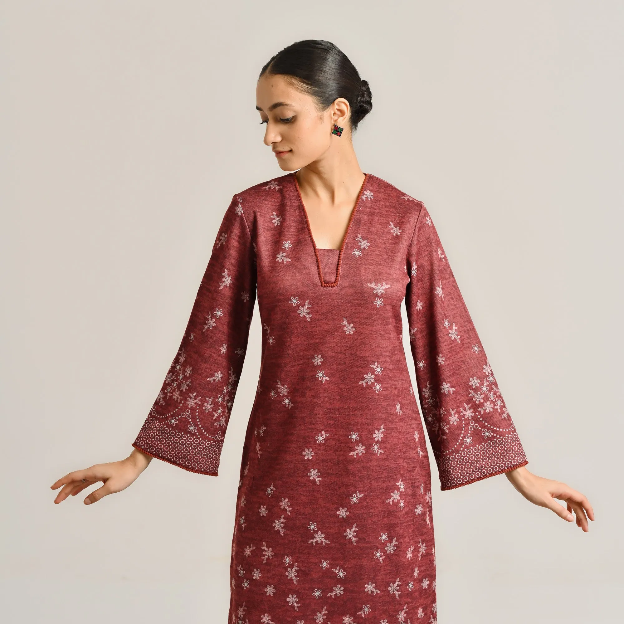 Maroon Contemporary Woollen Kurta Set with Lace Detail