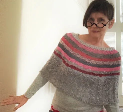 NEW! Loves poncho, pattern